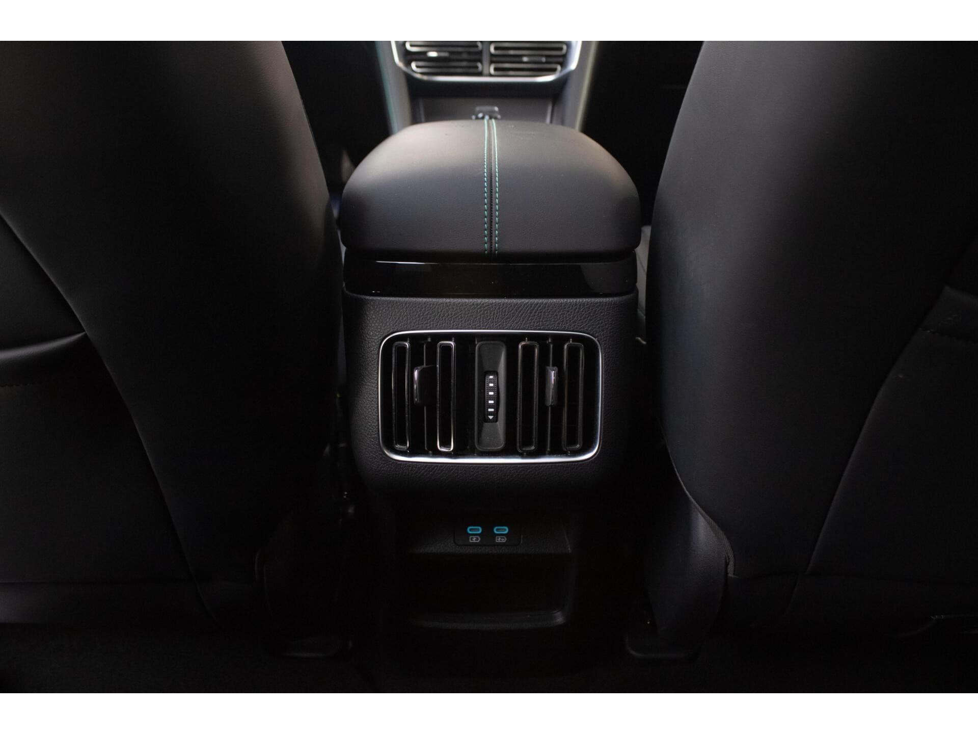 BYD SEAL U 1.5 DM-i FWD Boost | Stuurverwarming | Stoelverkoeling | Incl.BTW – foto 8